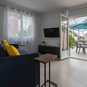 Appartement Loc Trotteur Le Graphite T2 Grand Confort Terrasse, Lourdes